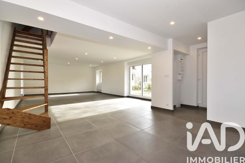 Maison - 95 m² - 5 pièces