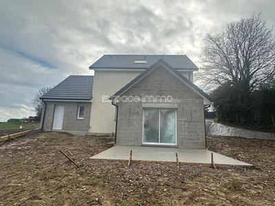 Maison - 121 m² - 4 pièces