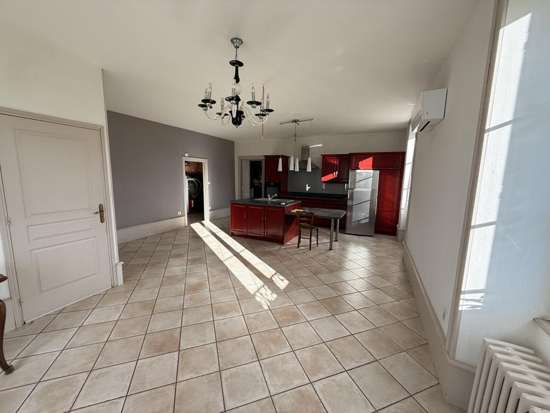 Maison - 197 m² - 7 pièces