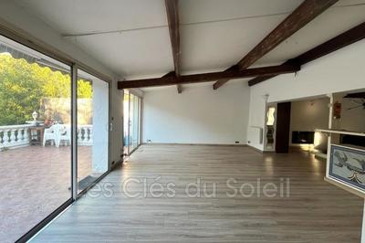 Maison - 110 m² - 7 pièces