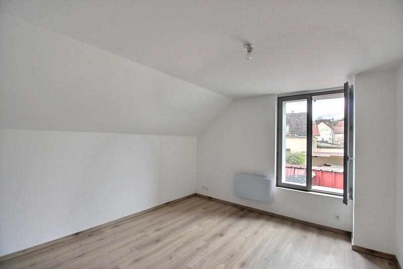 Maison de village - 95 m² - 4 pièces