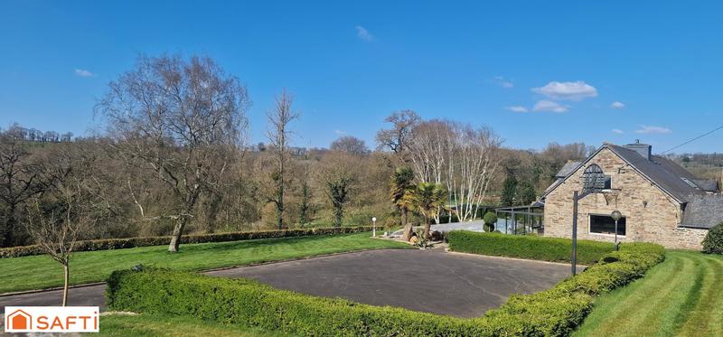 Maison - 167 m² - 6 pièces