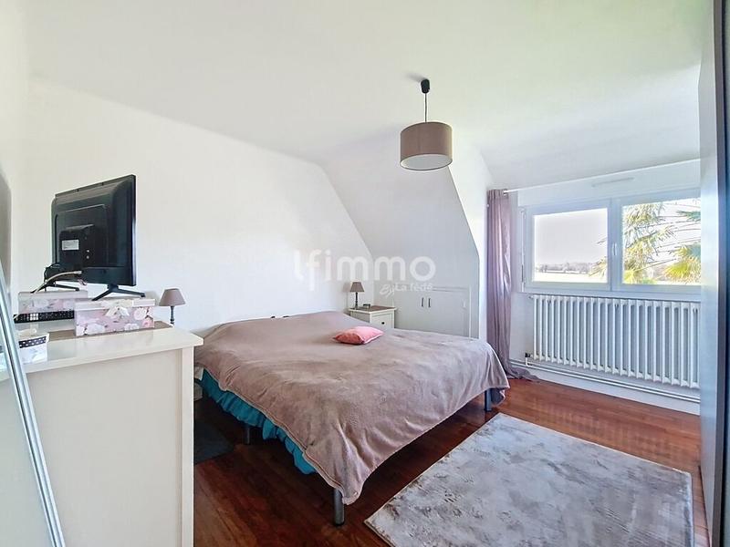 Maison - 140 m² - 6 pièces