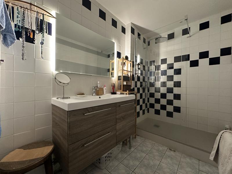 Appartement - 87 m² - 4 pièces