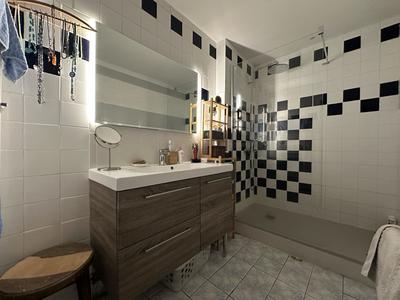 Appartement - 87 m² - 4 pièces