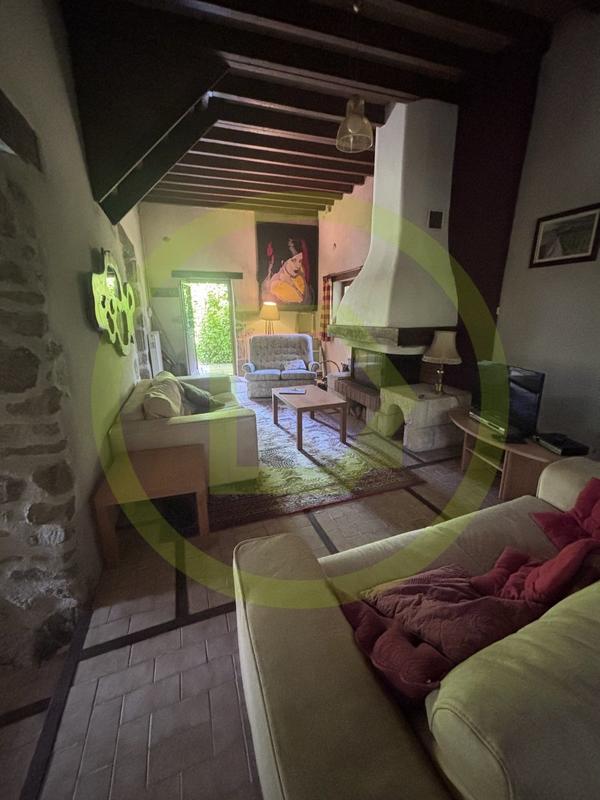 Maison - 90 m² - 6 pièces