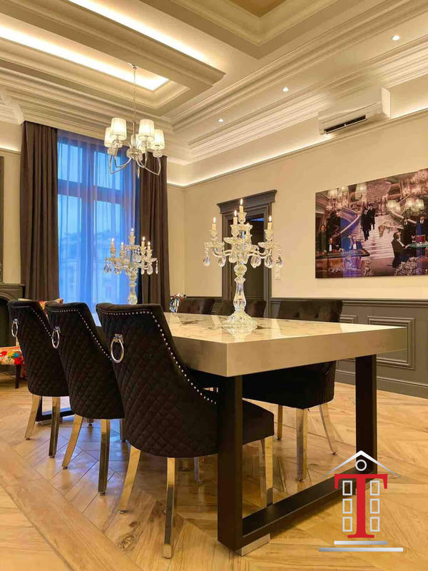 Appartement - 128 m² - 4 pièces