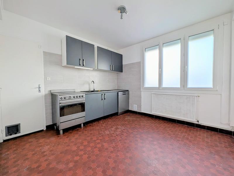 Maison jumelée - 88 m² - 4 pièces
