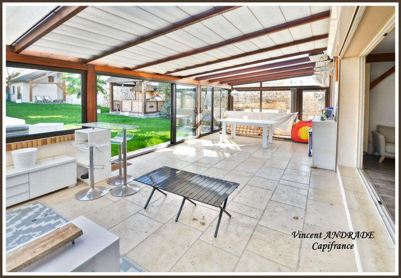 Maison - 167 m² - 6 pièces