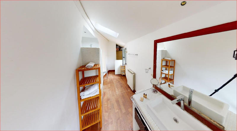 Appartement - 90 m² - 3 pièces