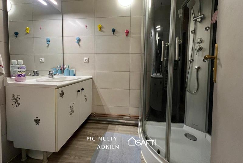 Maison - 90 m² - 5 pièces