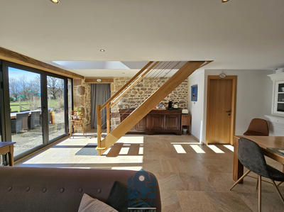 Propriété - 316 m² - 10 pièces