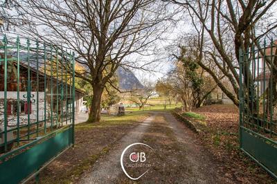 Maison - 191 m² - 6 pièces