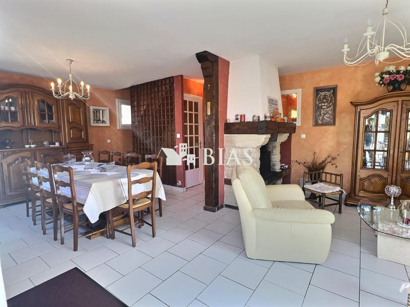 Maison - 123 m² - 7 pièces