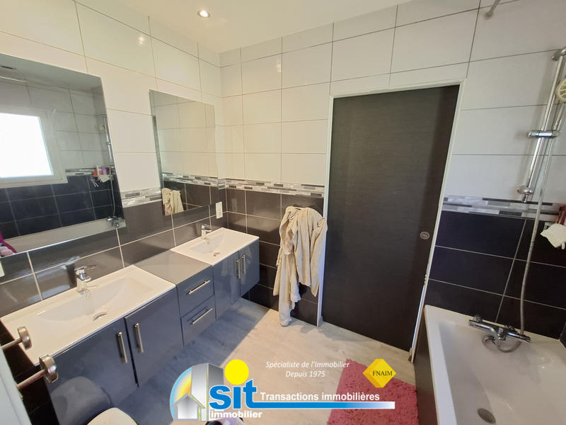 Maison - 114 m² - 5 pièces