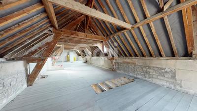 Maison - 180 m² - 6 pièces