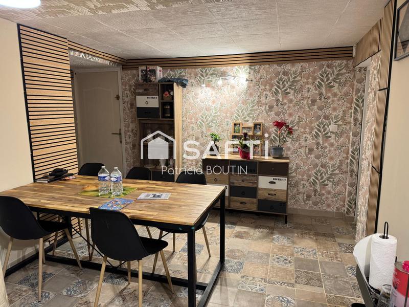 Maison - 210 m² - 7 pièces