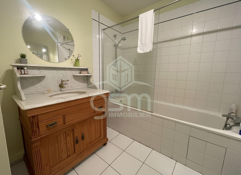 Appartement - 77 m² - 4 pièces