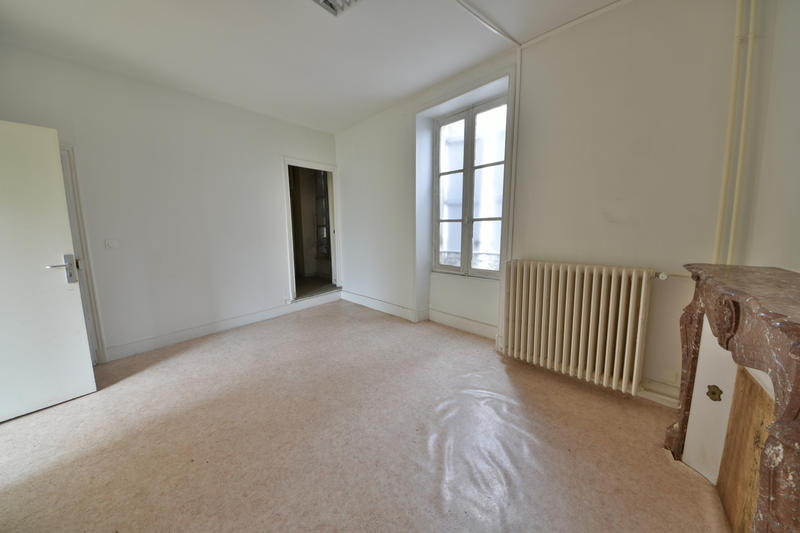 Immeuble - 258 m² - 7 pièces