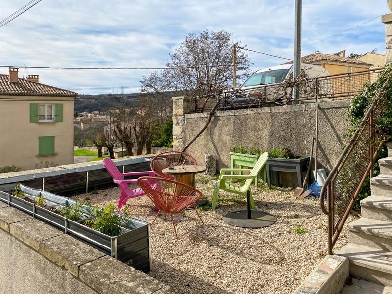 Appartement - 92 m² - 4 pièces