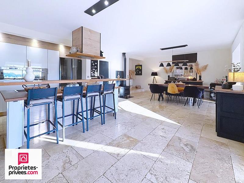 Villa - 139 m² - 5 pièces