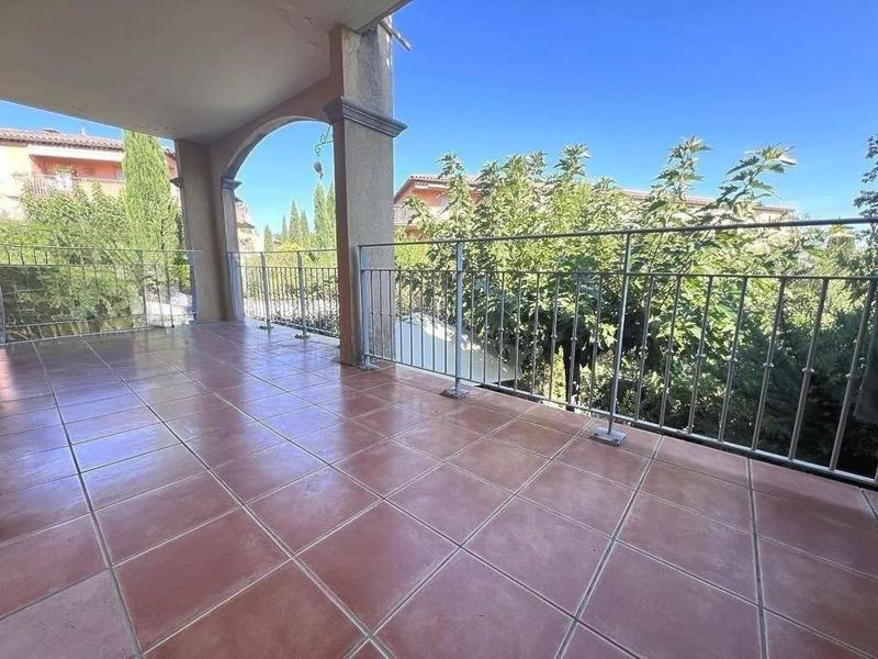 Appartement - 97 m² - 4 pièces