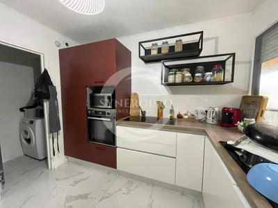 Appartement - 79 m² - 4 pièces