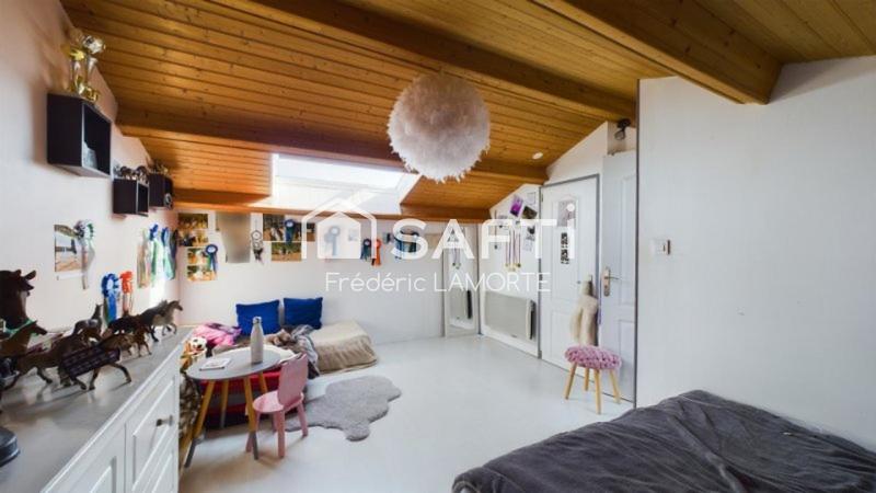 Maison - 182 m² - 7 pièces