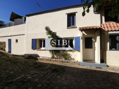 Maison ancienne - 105 m² - 5 pièces