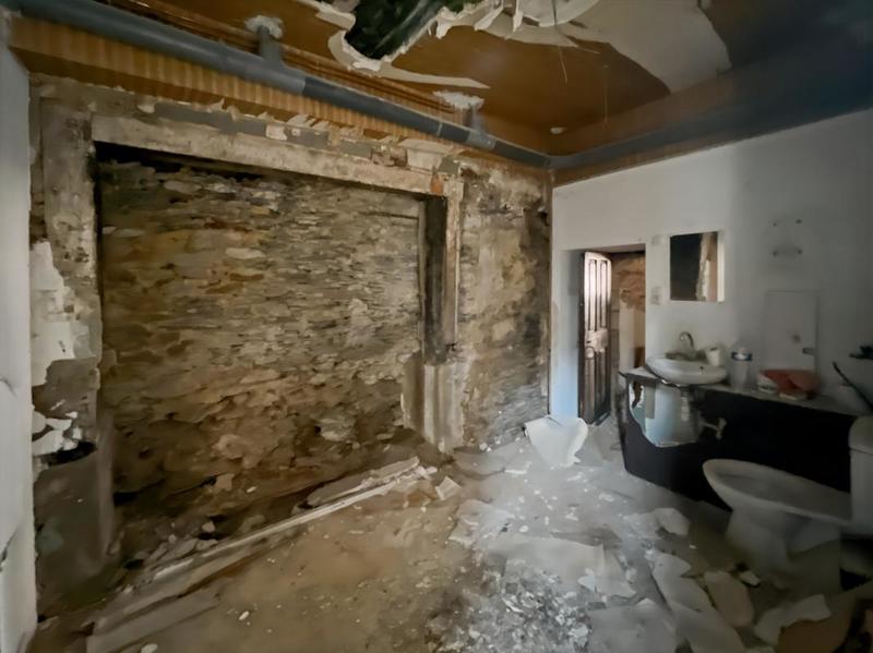 Maison - 200 m² - 6 pièces