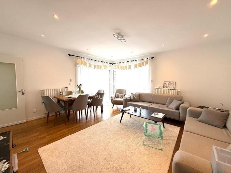 Maison de ville - 129 m² - 6 pièces