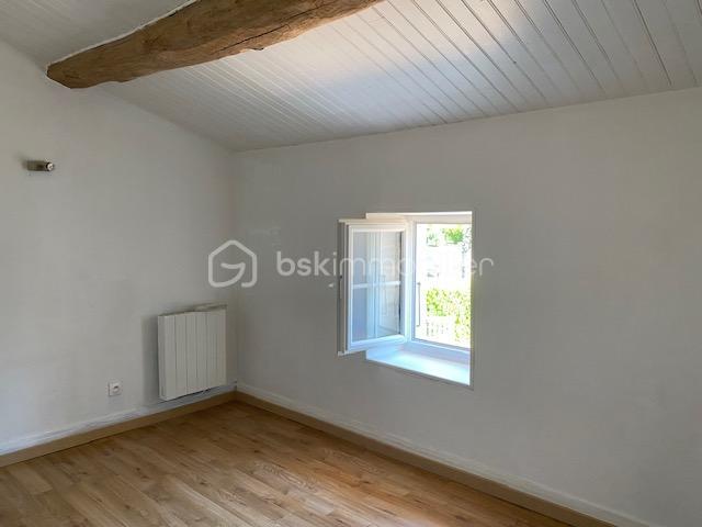 Maison en pierre - 70 m² - 3 pièces