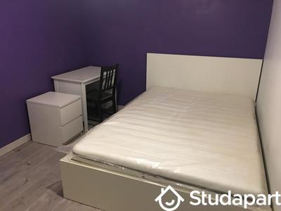 Chambre - 12 m² - 1 pièce