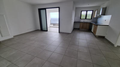 Appartement - 83 m² - 4 pièces