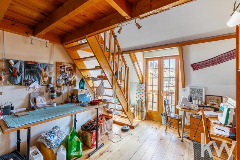 Maison - 210 m² - 7 pièces