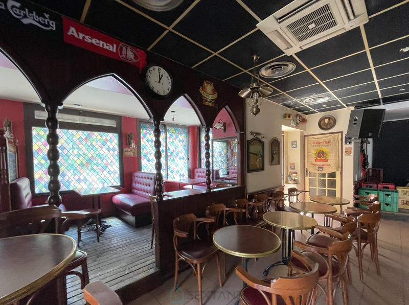 Local commercial - 119 m²