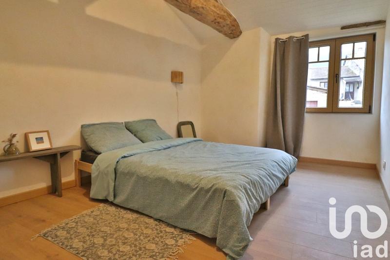 Maison - 198 m² - 8 pièces