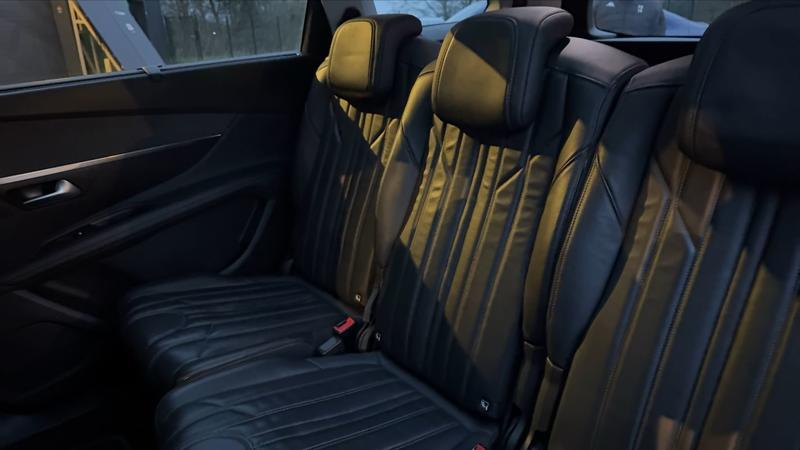 Peugeot 5008 2.0 BlueHDi 180 Eat8 Allure Business