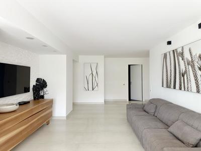 Appartement - 92 m² - 3 pièces