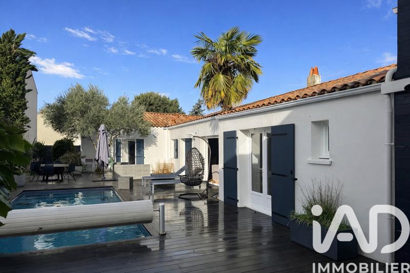 Maison - 160 m² - 5 pièces