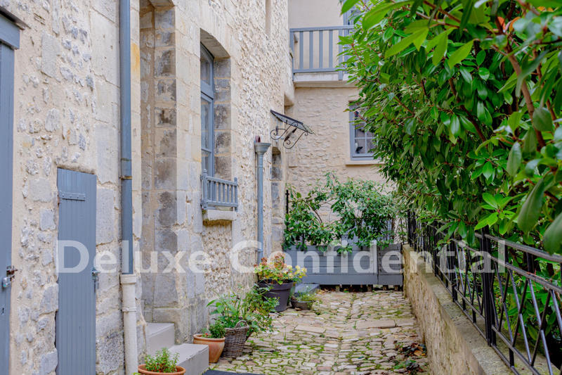 Appartement - 95 m² - 4 pièces