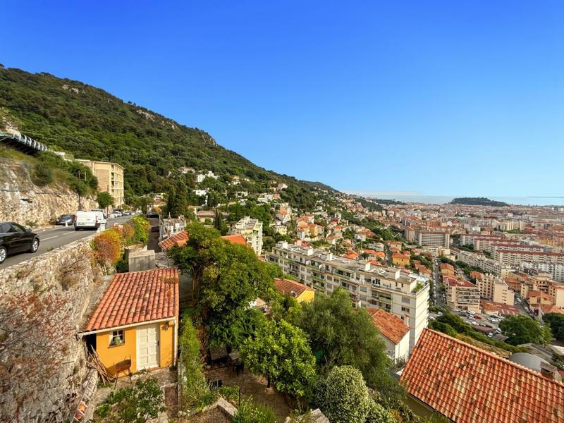 Appartement - 86 m² - 4 pièces