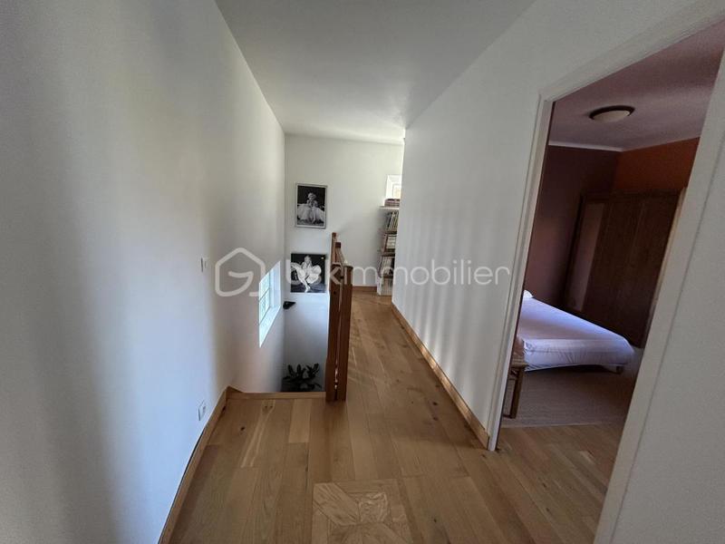 Maison - 122 m² - 5 pièces