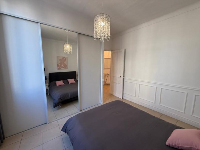 Appartement - 80 m² - 3 pièces