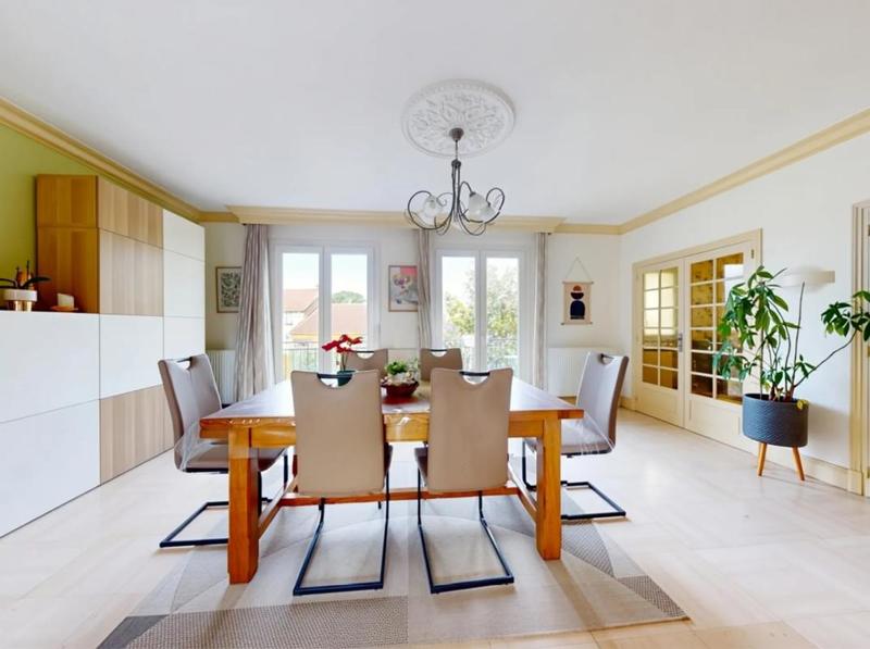 Maison - 178 m² - 6 pièces