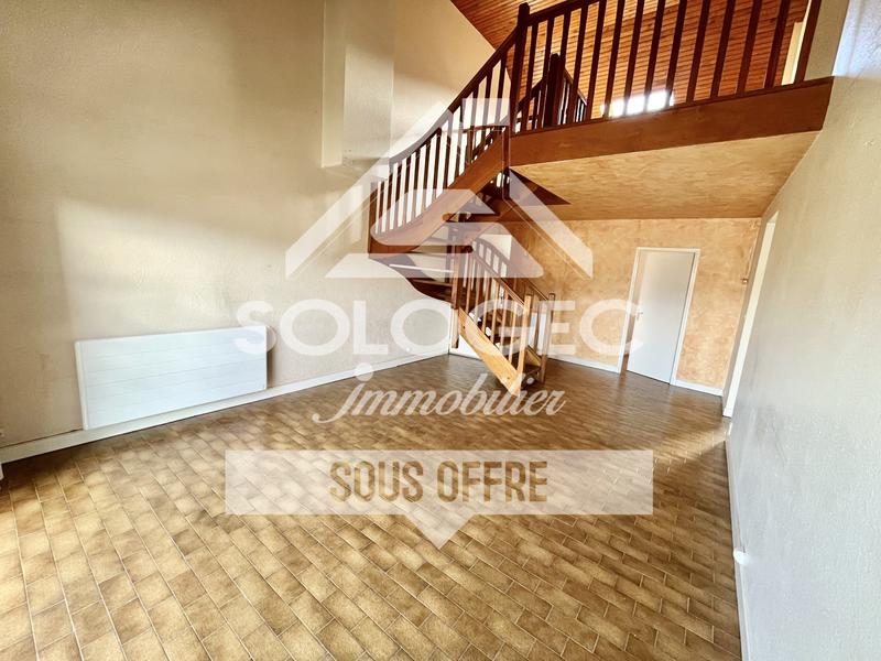 Appartement - 100 m² - 4 pièces