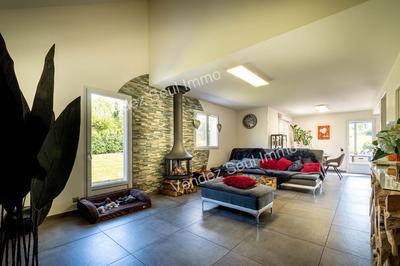 Maison - 99 m² - 4 pièces