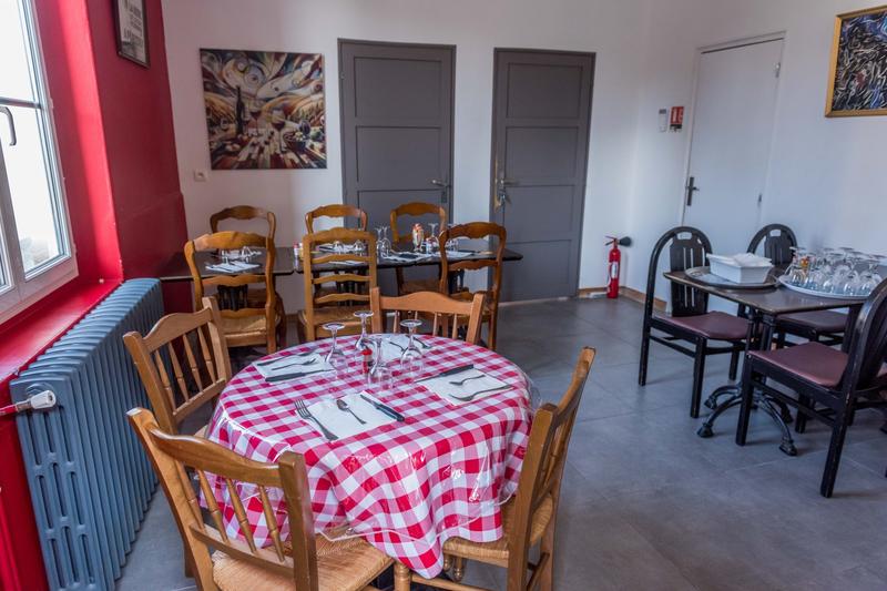 Maison ancienne - 369 m² - 12 pièces