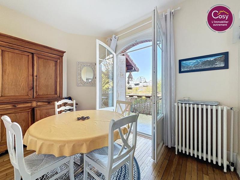 Demeure - 172 m² - 10 pièces