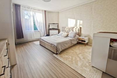 Maison de ville - 150 m² - 6 pièces